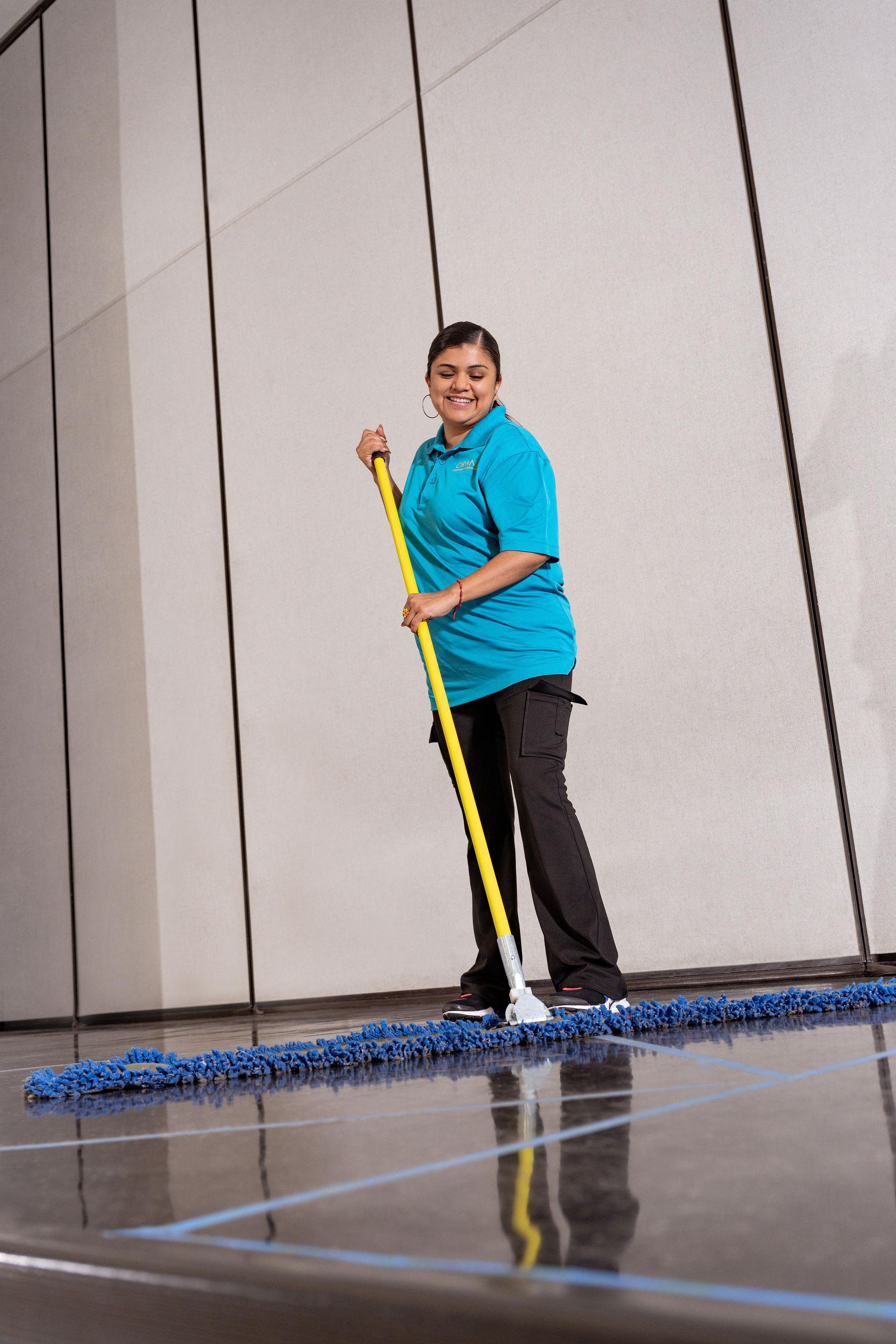 Oranje Commercial Janitorial in Phoenix Image