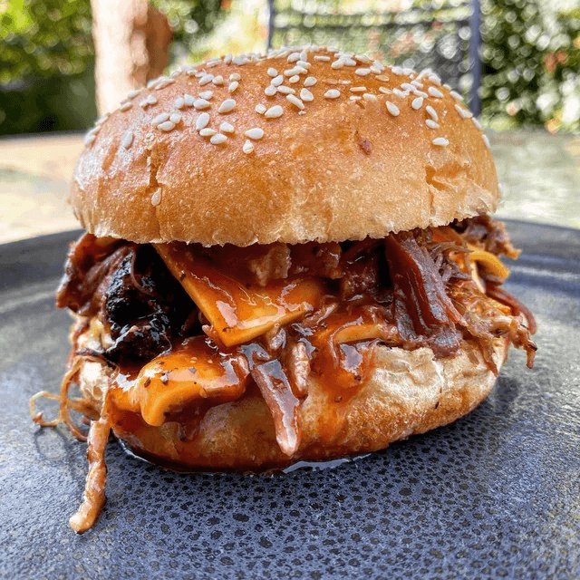 PULLEDPORK CHEESE BURGER Sandwich (Copy)