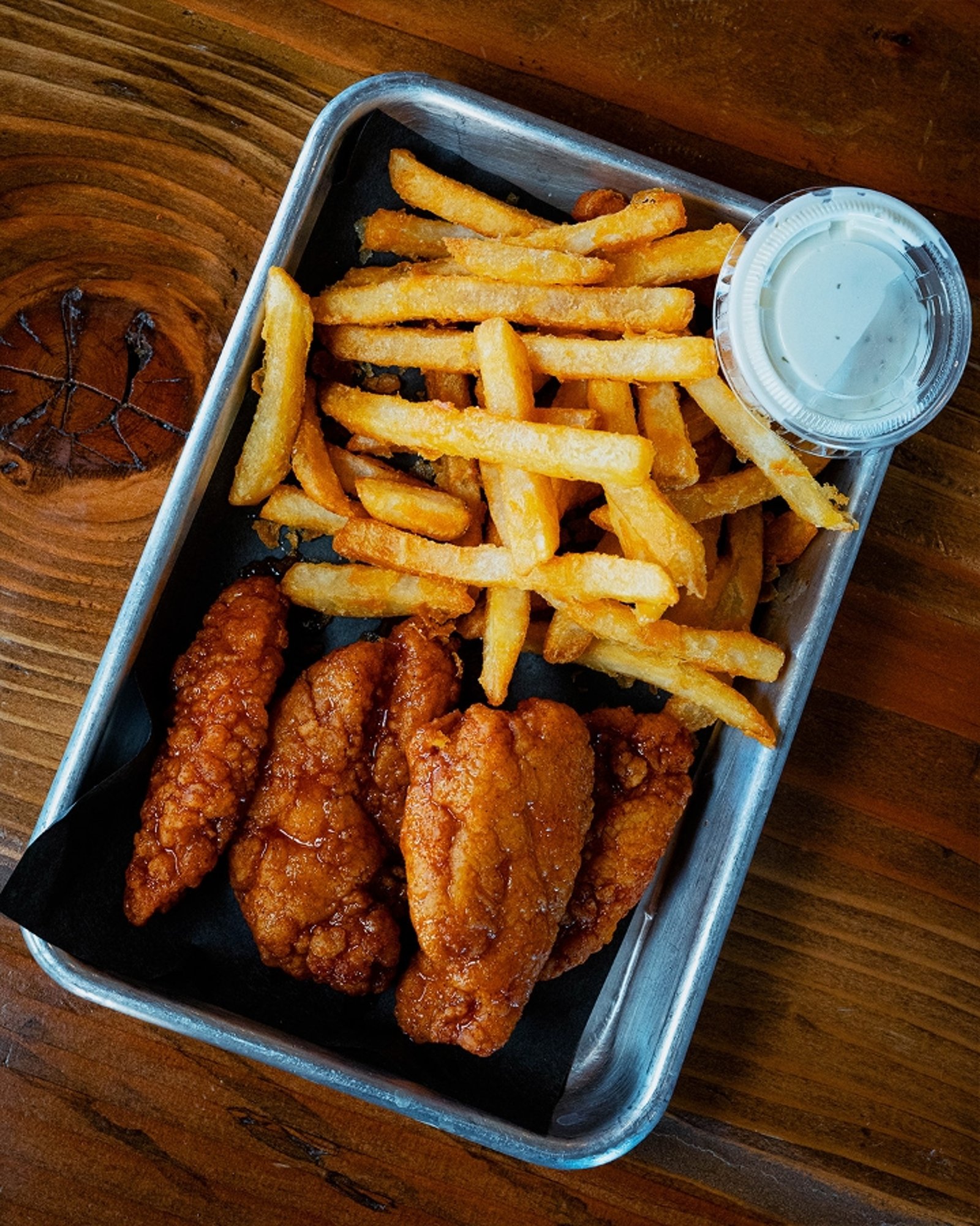 CHICKEN FINGERS (8)