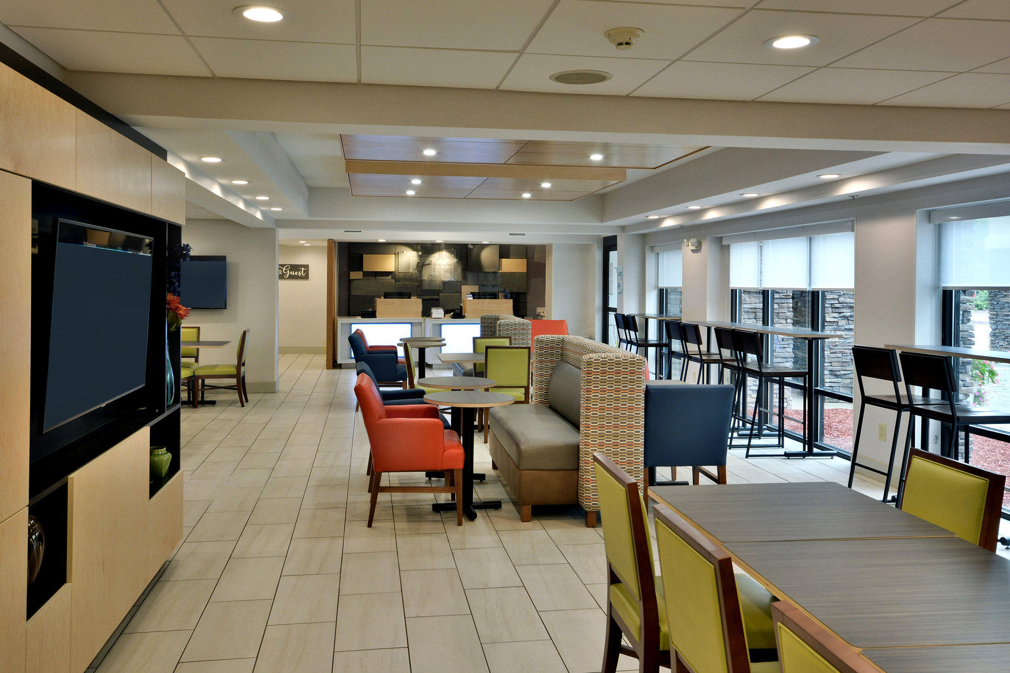 Holiday Inn Express Raleigh-Durham Airport Photo