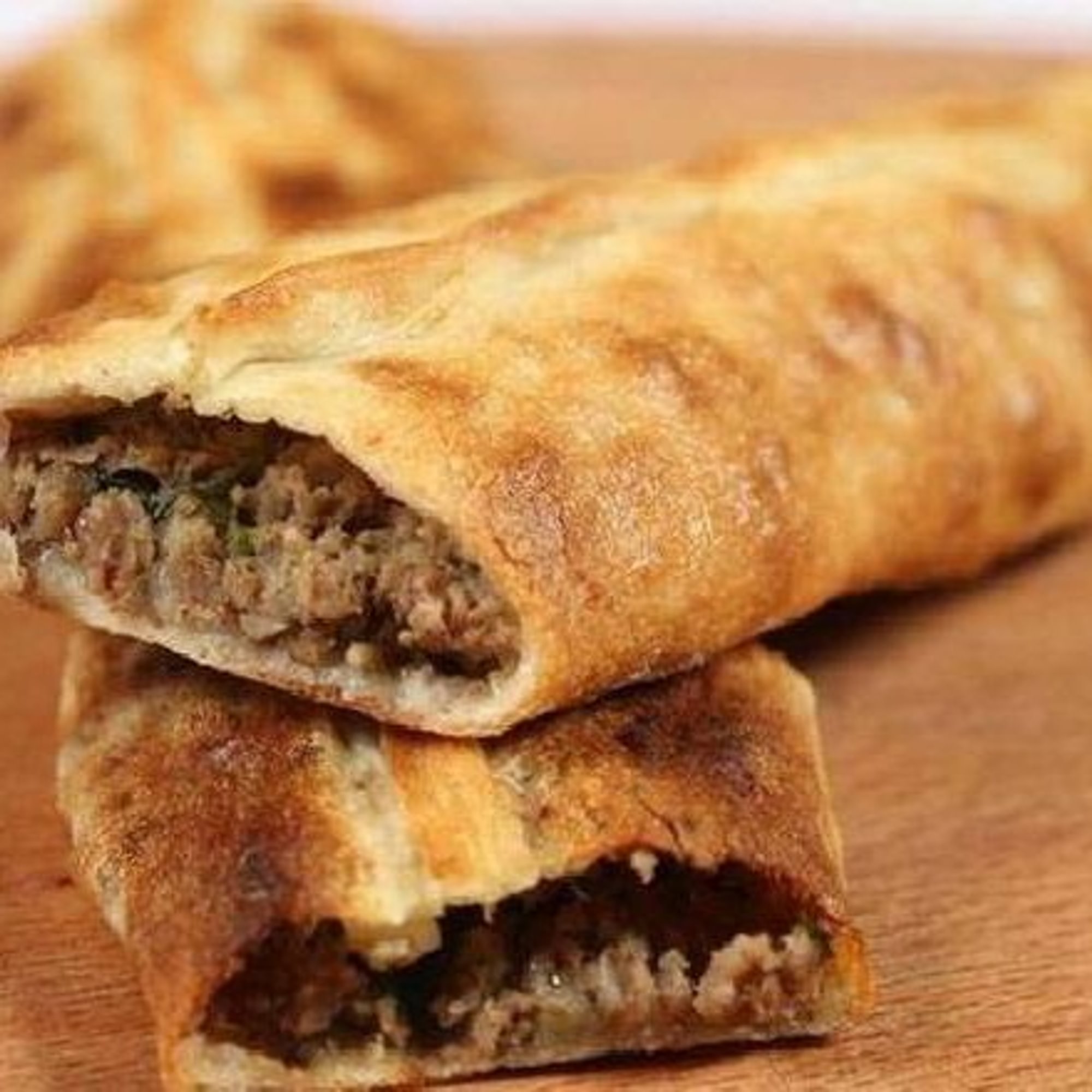 Kusbasi Pide / Chopped Meat Pide