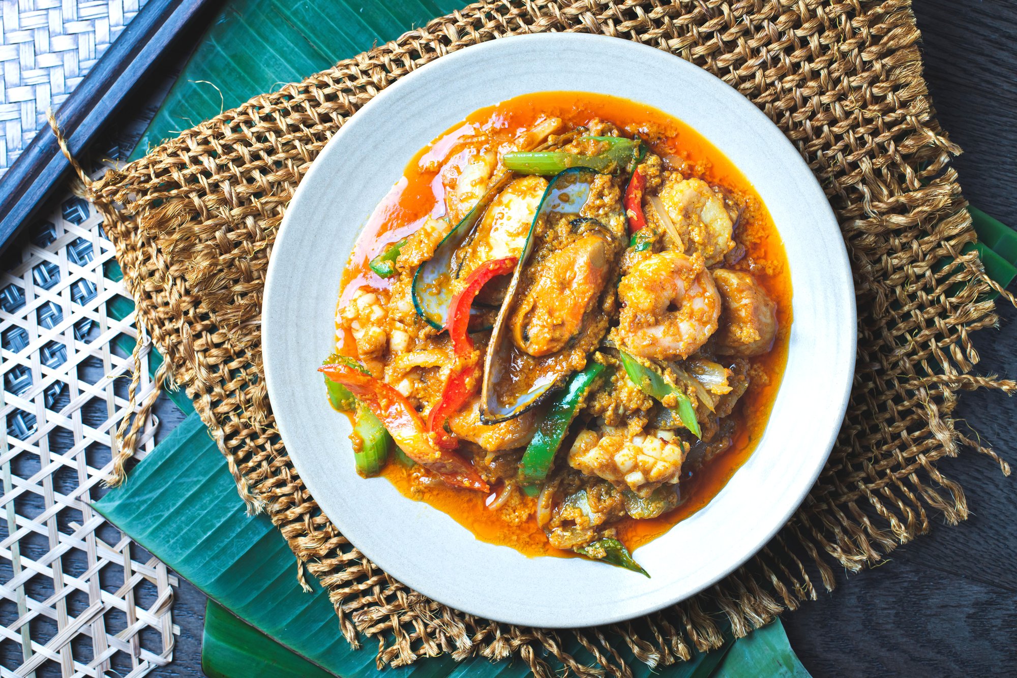 Stir Fried Seafood with Curry Powder