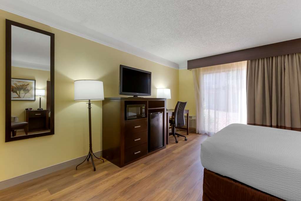 Best Western Phoenix Goodyear Inn Image