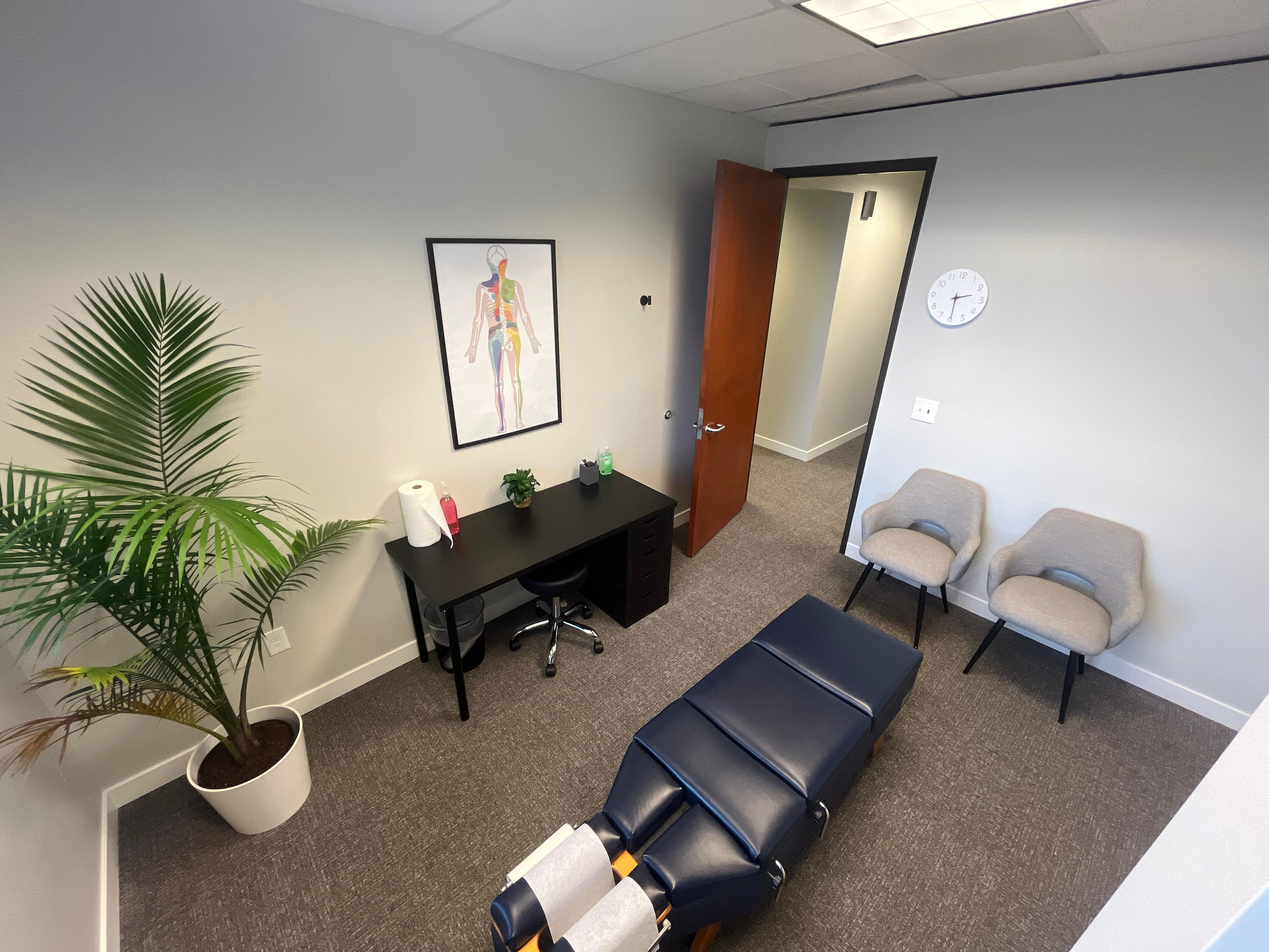 Accident Care Chiropractic Image
