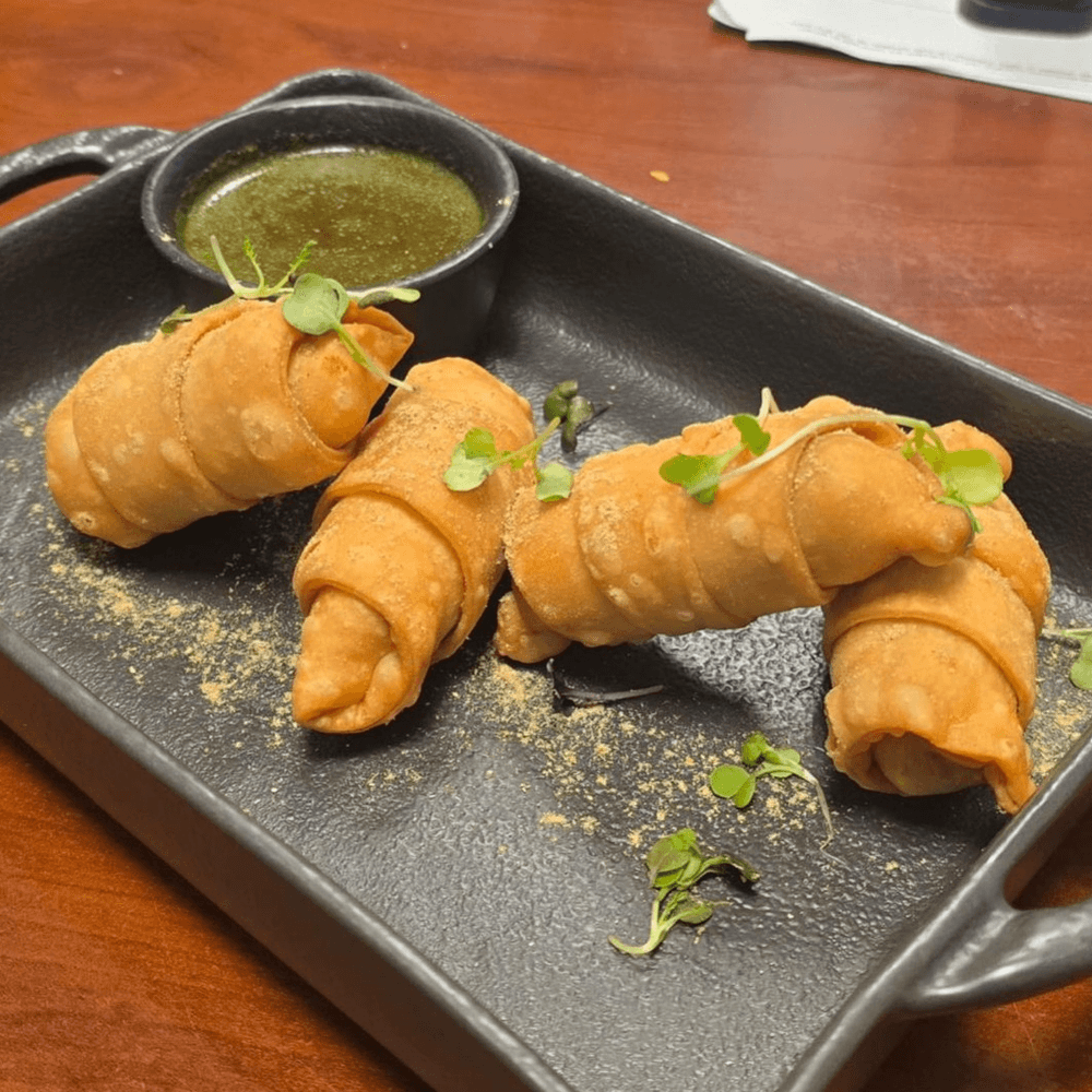 SAMOSA ROLL