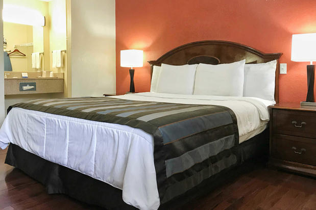 Images Rodeway Inn