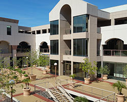 UCLA Health Encino Clinical Lab Photo