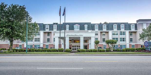 Images Hampton Inn & Suites Williamsburg-Richmond Rd.