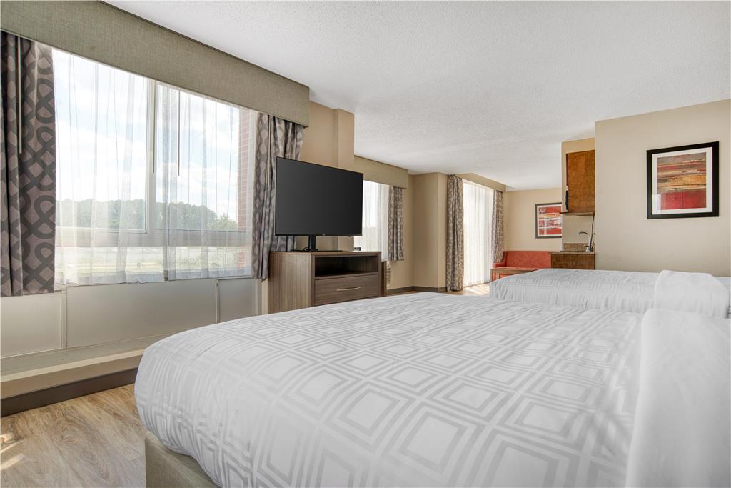 Best Western Plus Philadelphia-Choctaw Hotel and Suites Image