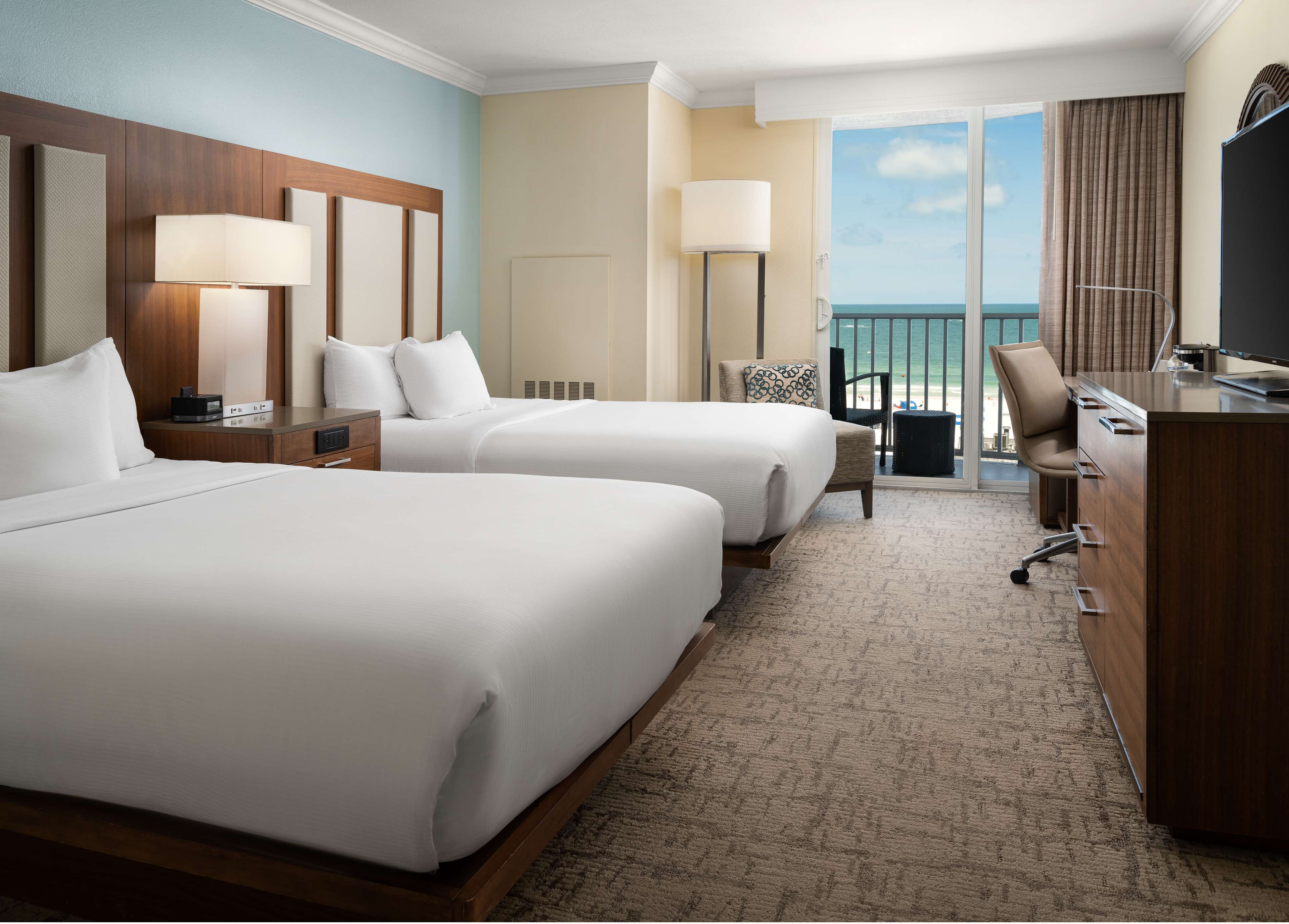 Hilton Clearwater Beach Resort & Spa Photo