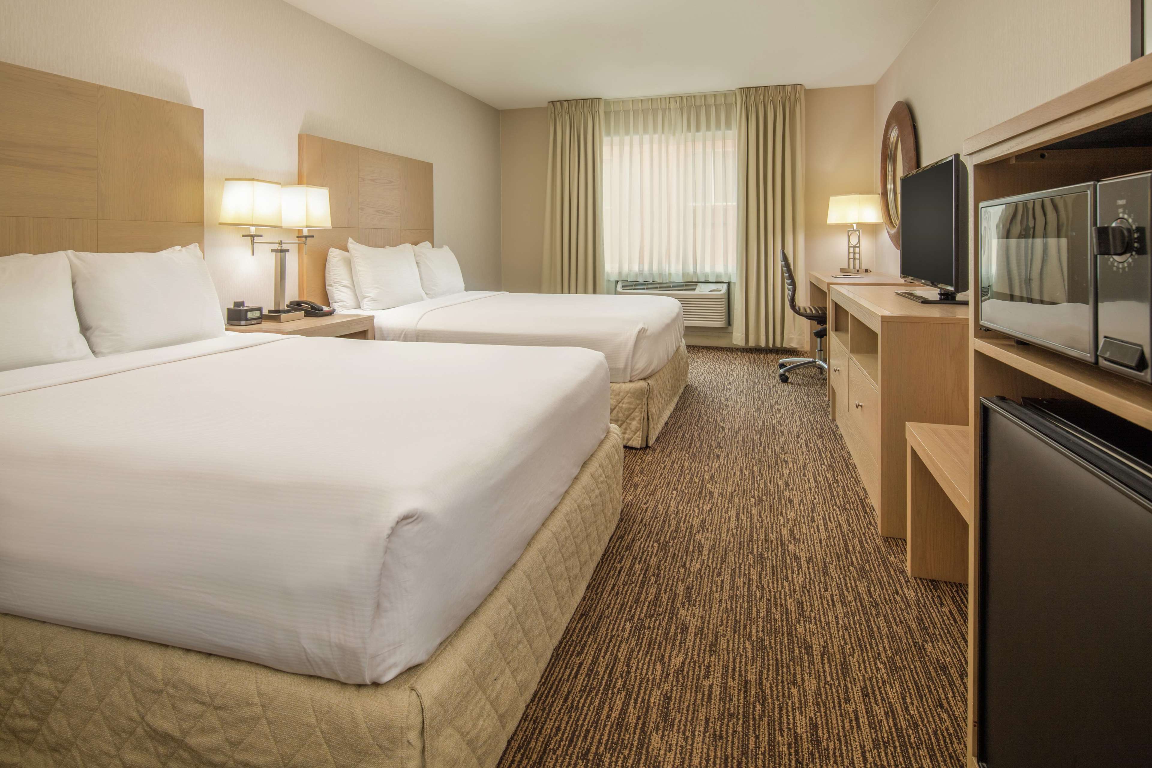 DoubleTree by Hilton Hotel Portland - Tigard Photo