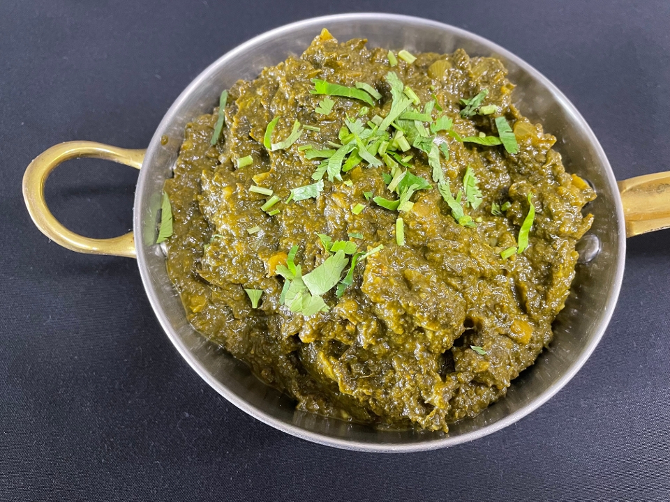 Lamb Pahari Saag
