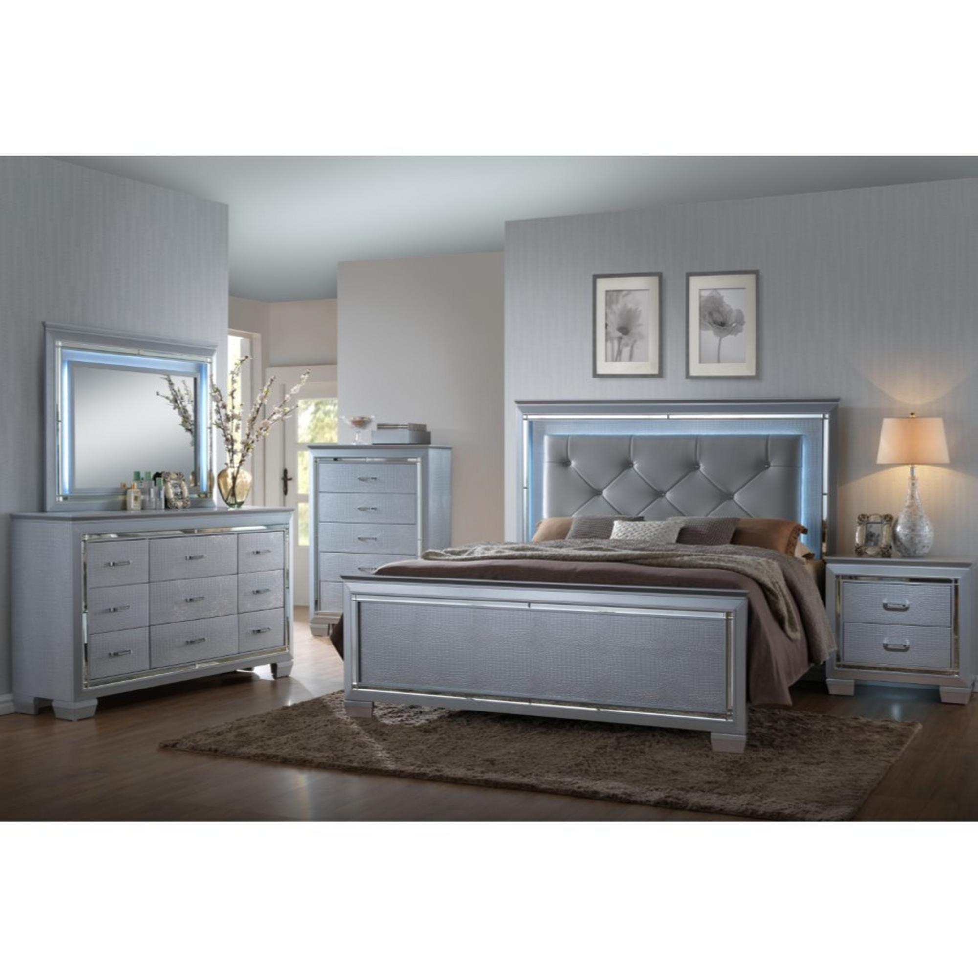 King Lillian Bed w/Chest, Dresser, Mirror, Nightstand