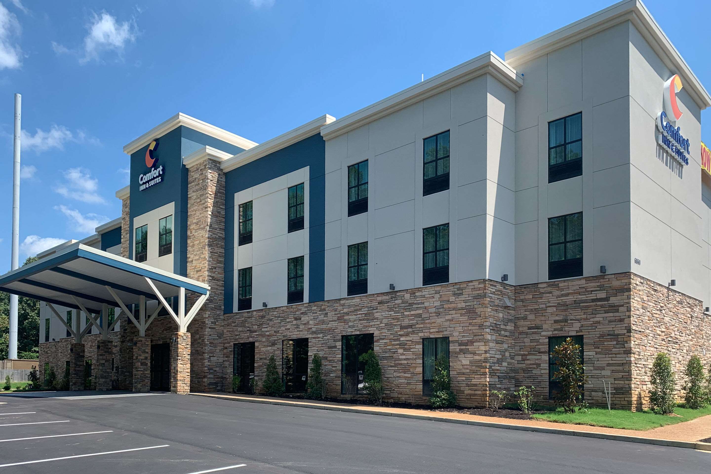 Comfort Inn & Suites Photo