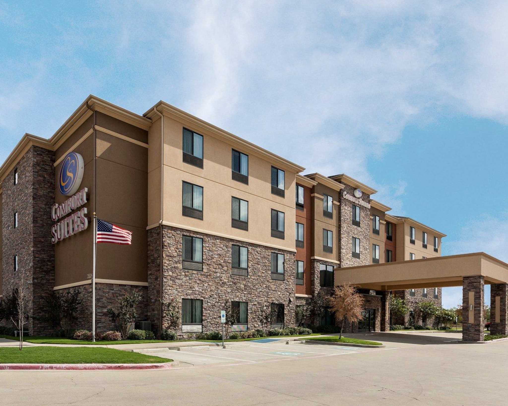 Comfort Suites Greenville in Greenville, TX (903) 2596...