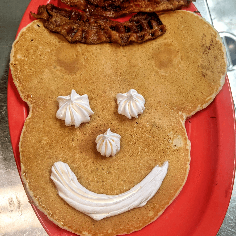 Mickey Cake Bacon