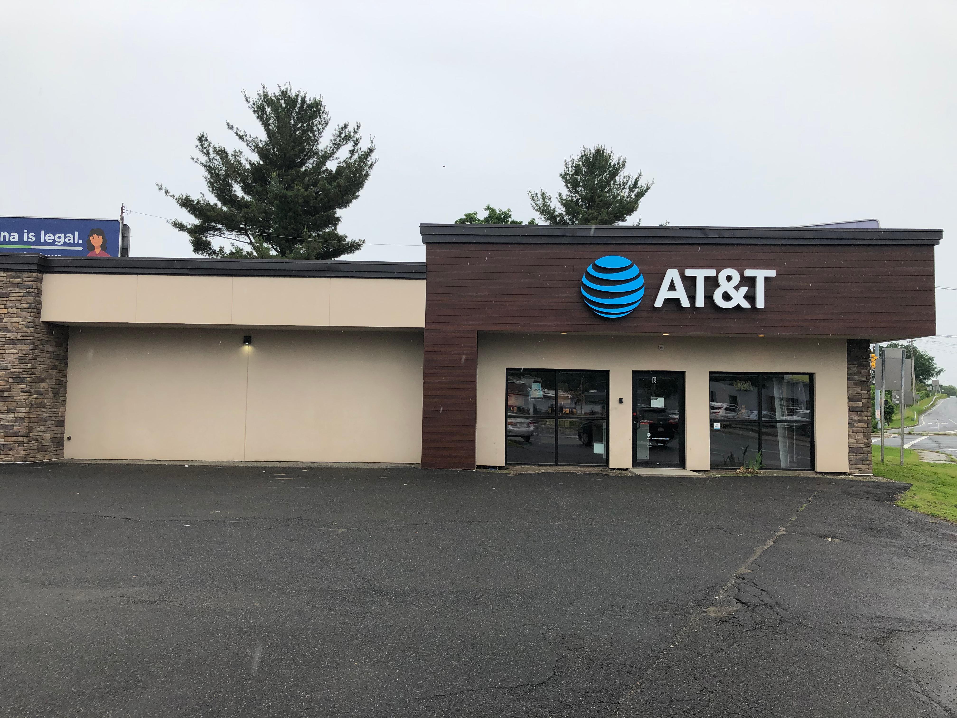 AT&T Store 800 Dalton Ave Pittsfield, MA Cellular Phone Services - ...