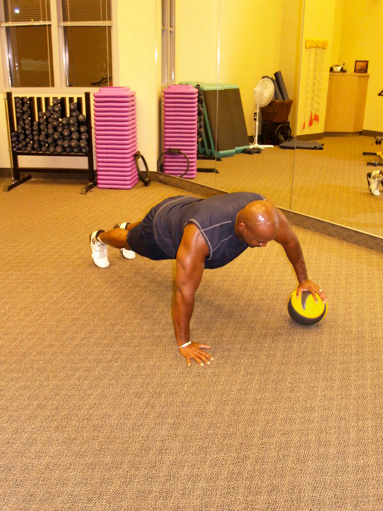 Tailor-Made Fitness, LLC Logo