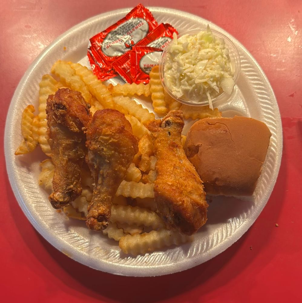 4Legs Includes Fries,Cole Slaw Roll