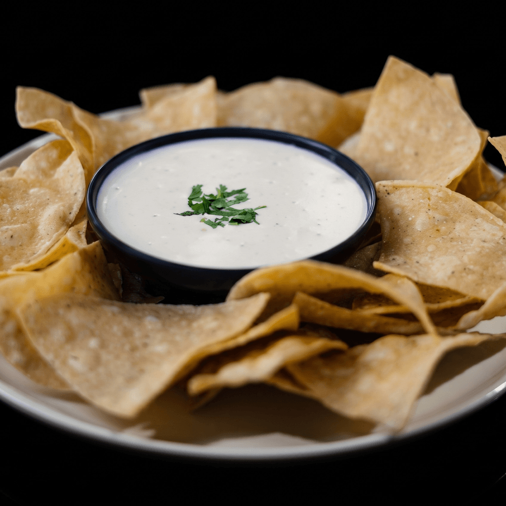 Queso & Chips