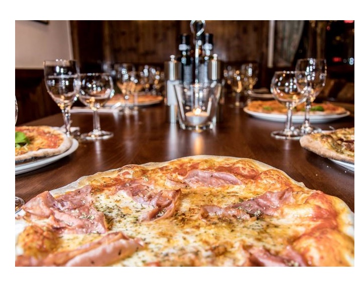 Bilder Pizzeria Il Pomodoro am Wilhelmsplatz