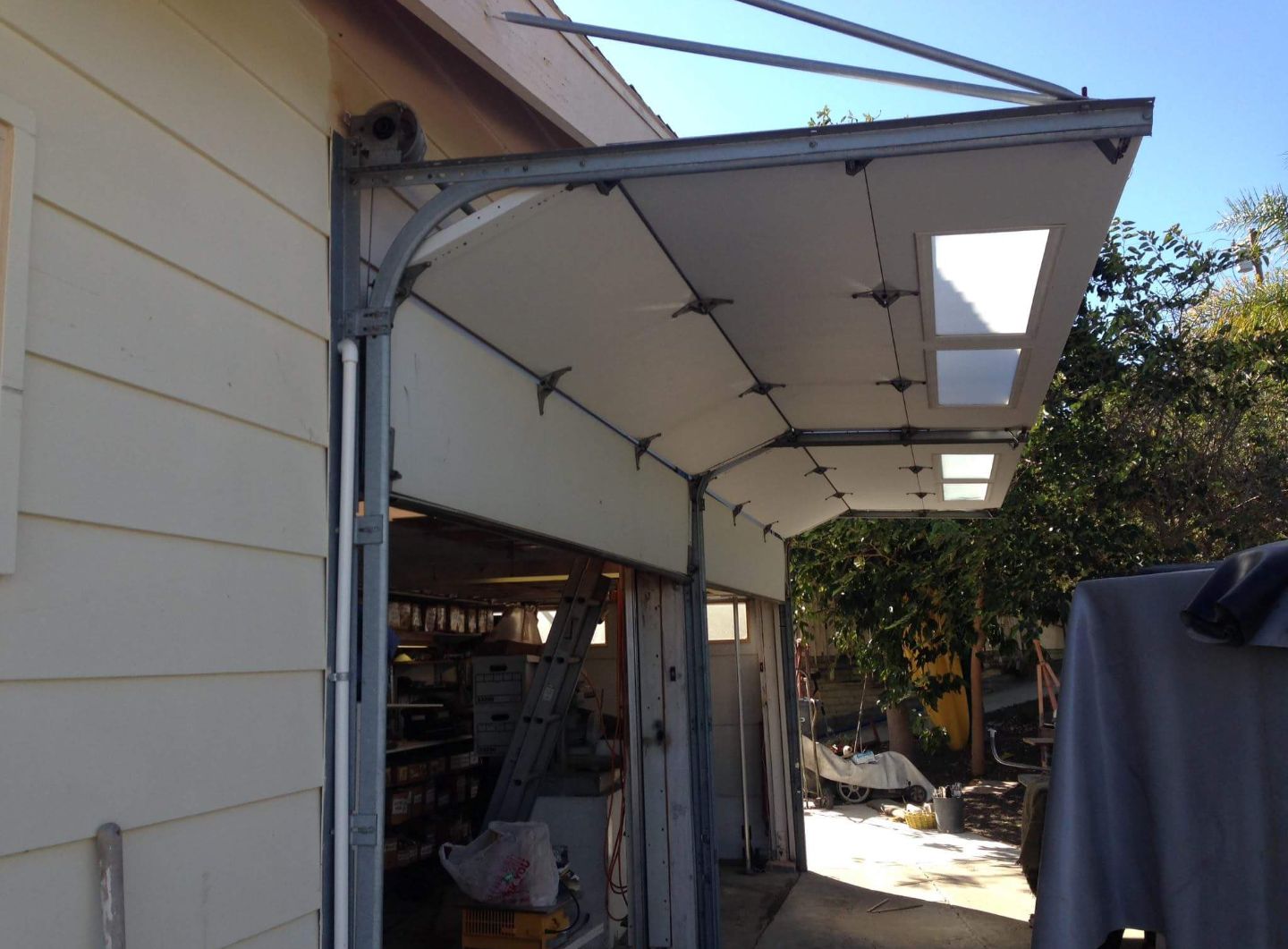 M & L Garage Door Repair Photo