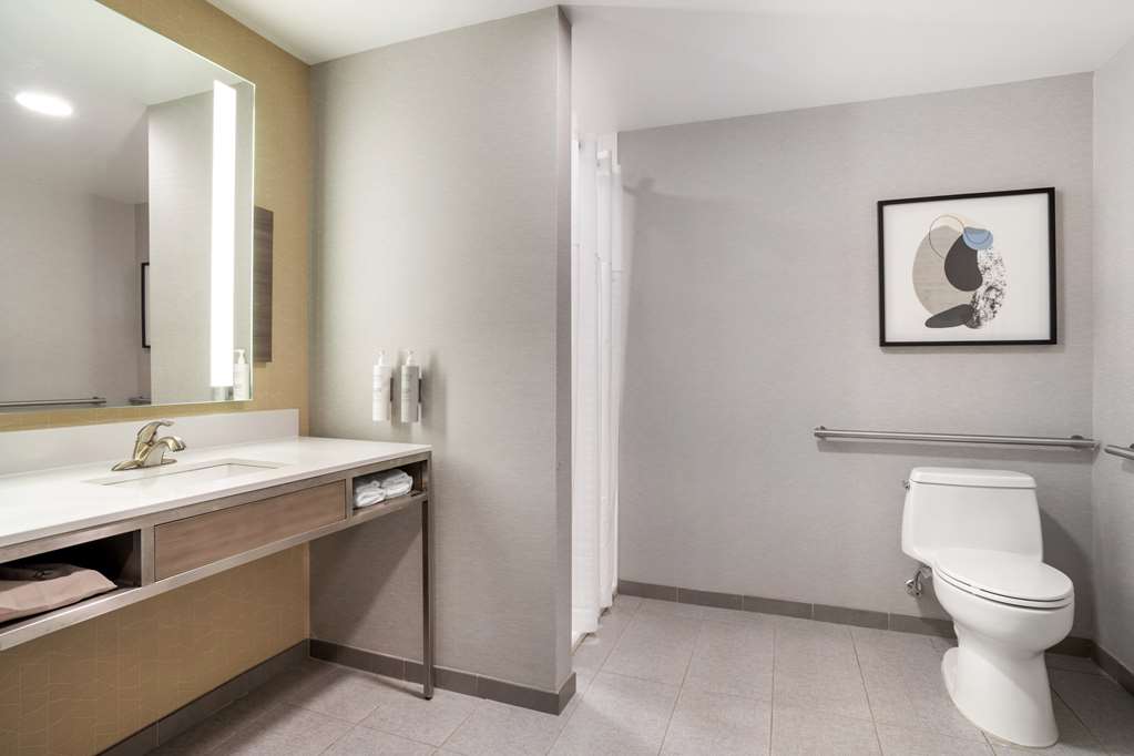 Hilton Garden Inn Charlotte/Concord Image