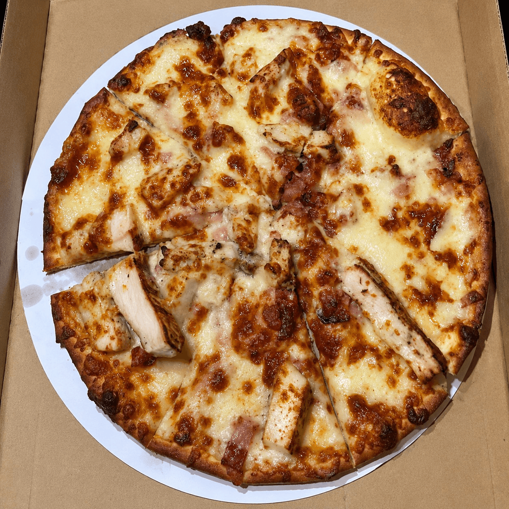 Bacon Chicken Alfredo Pizza