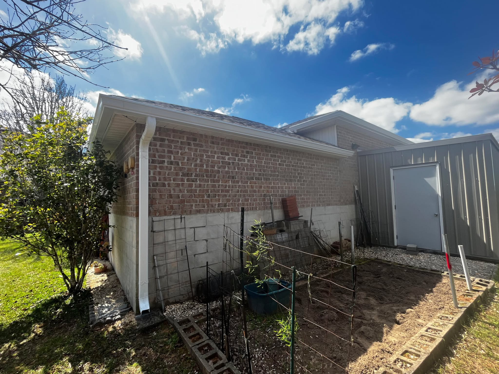 Southern Gutters LLC Image