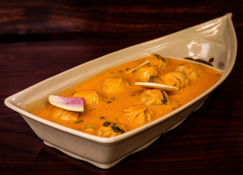 Titanic Veg Jhol Momo-Chef Signature
