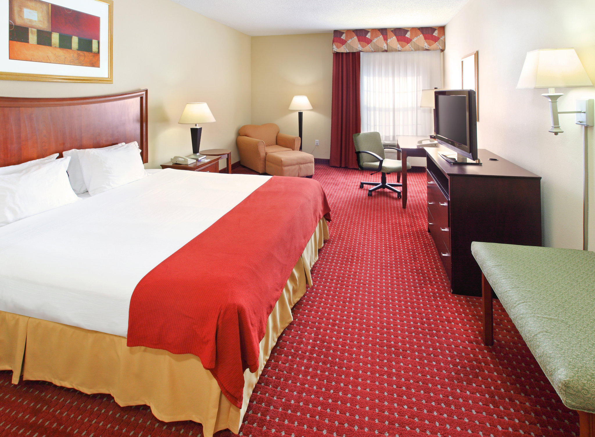 Holiday Inn Express & Suites North Little Rock Photo