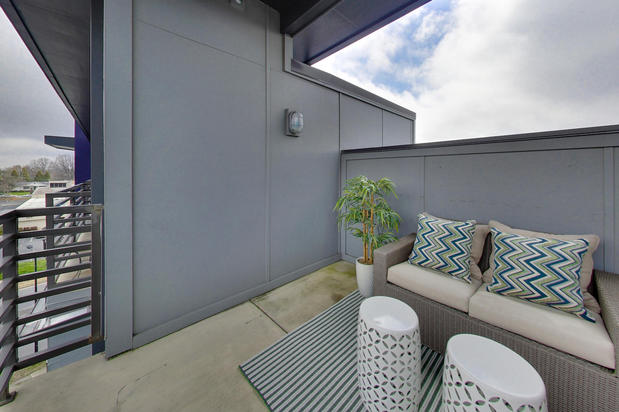 Images Quarterside