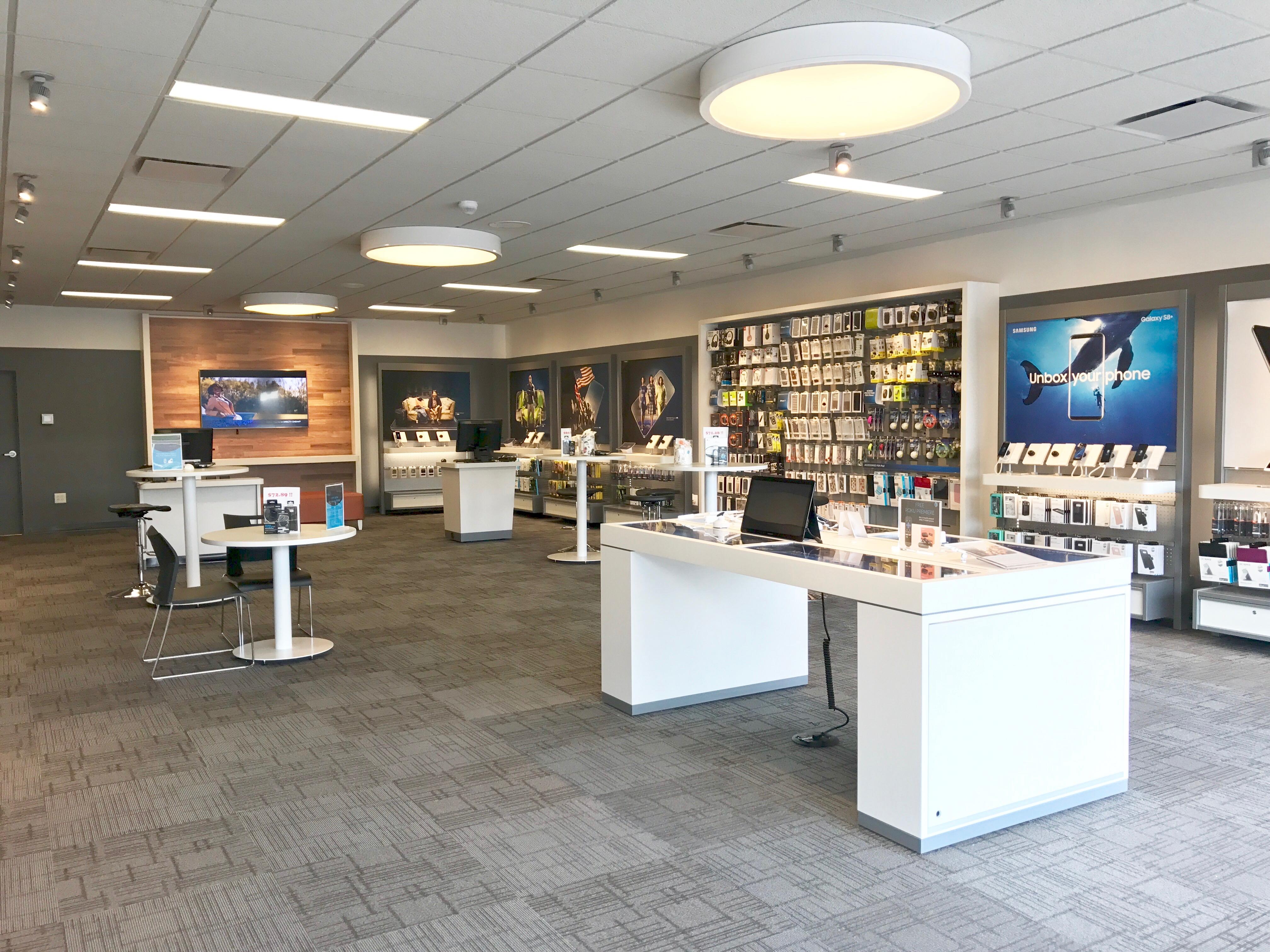 AT&T Store Photo