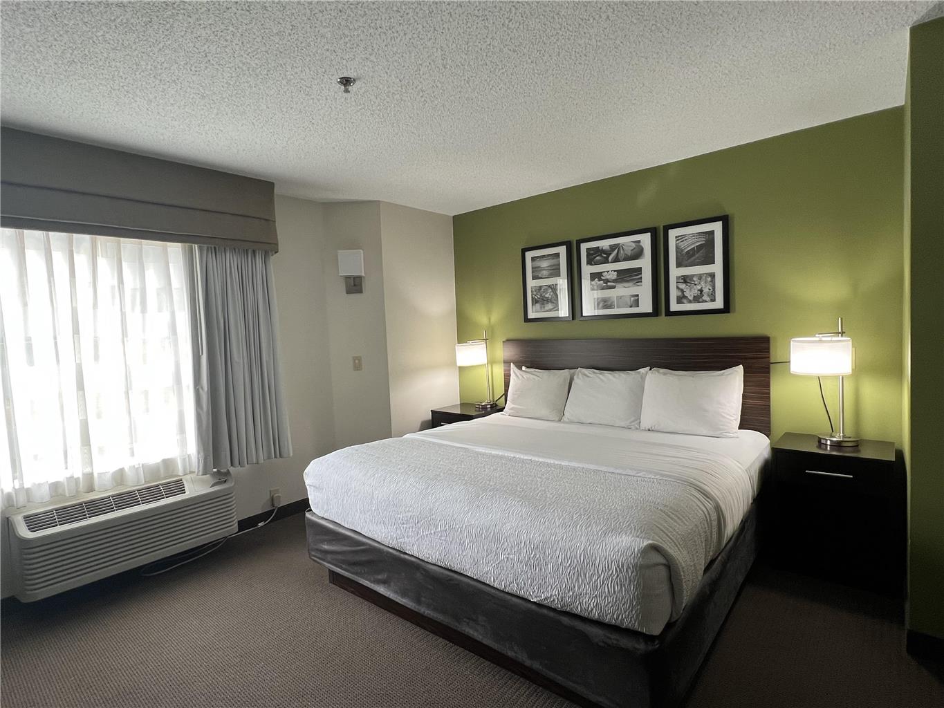 SureStay by Best Western Roseburg Image