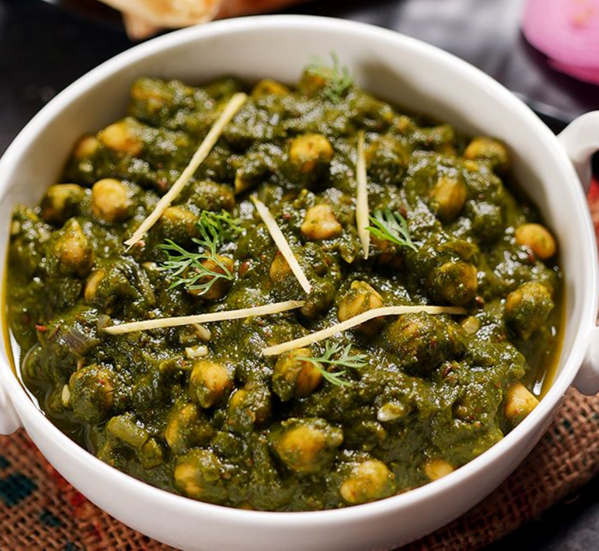 Chana Saag