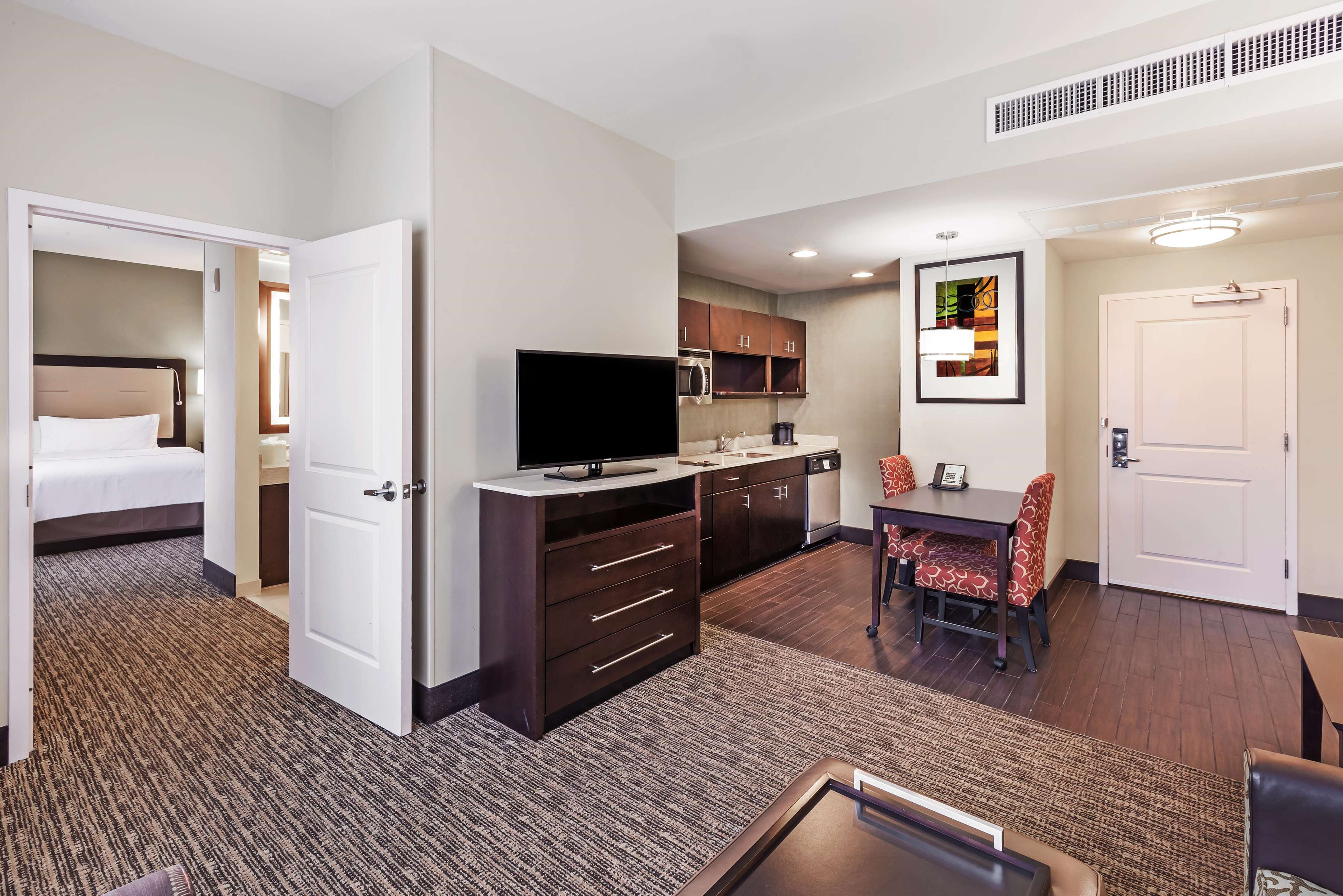 Homewood Suites by Hilton Dallas Downtown, TX Photo