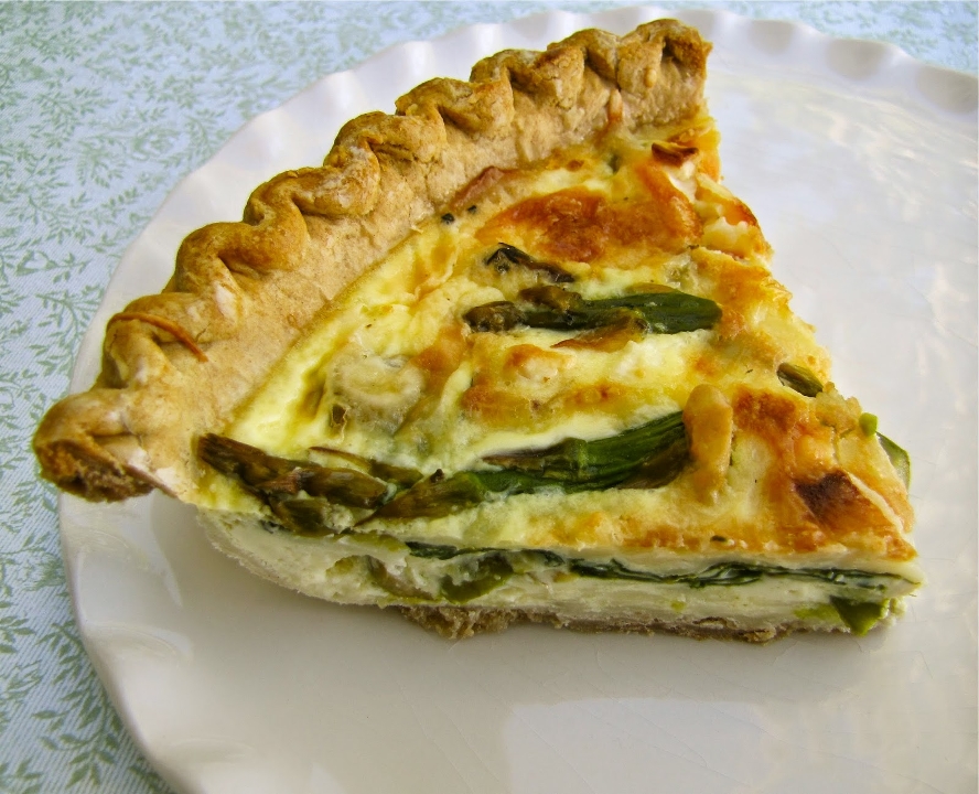 Quiche with Asparagus and Leeks