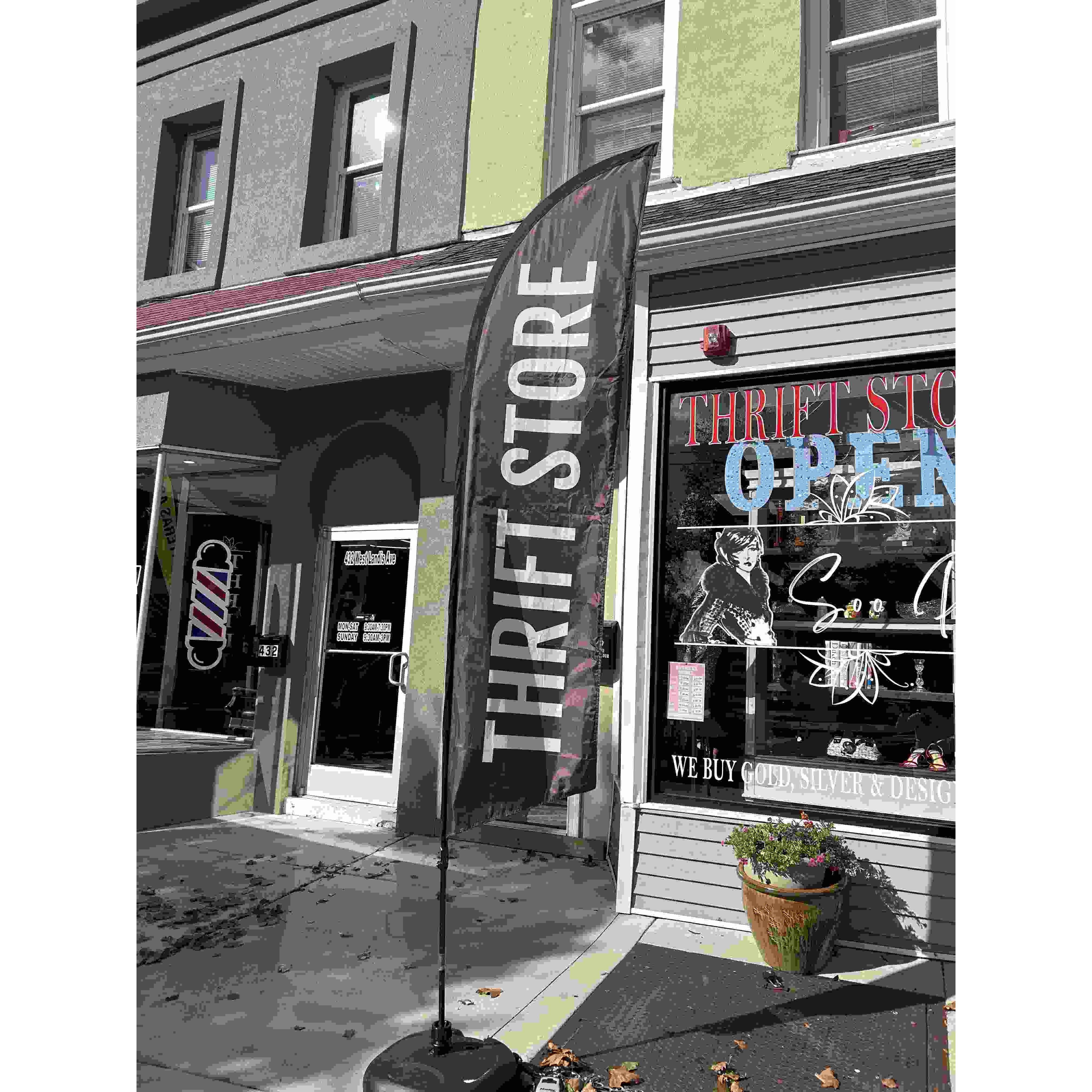 SooPosh Thrift Store Image