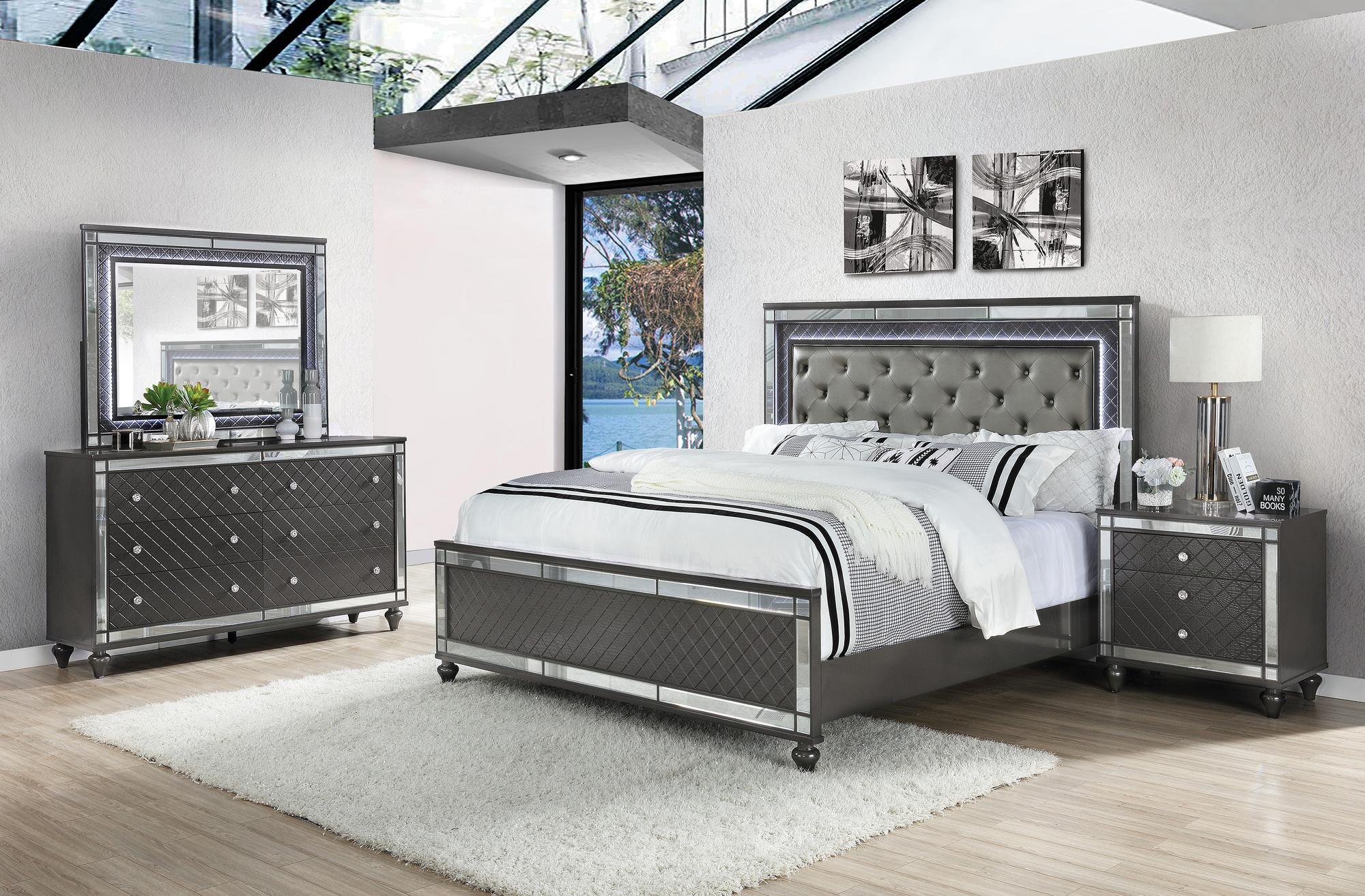 King Refino Bed w/Dresser, Mirror, Nightstand