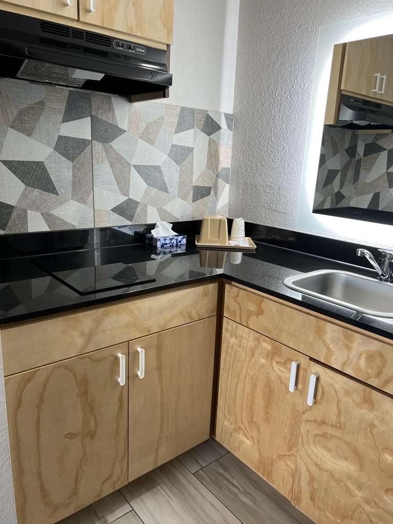 SureStay by Best Western Spring North Houston Image