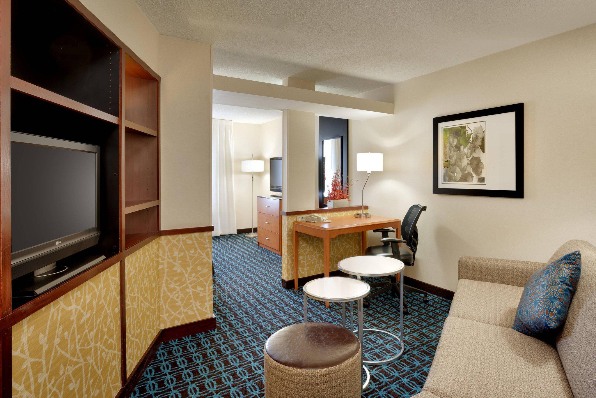 Fairfield Inn & Suites by Marriott Salt Lake City Airport Photo