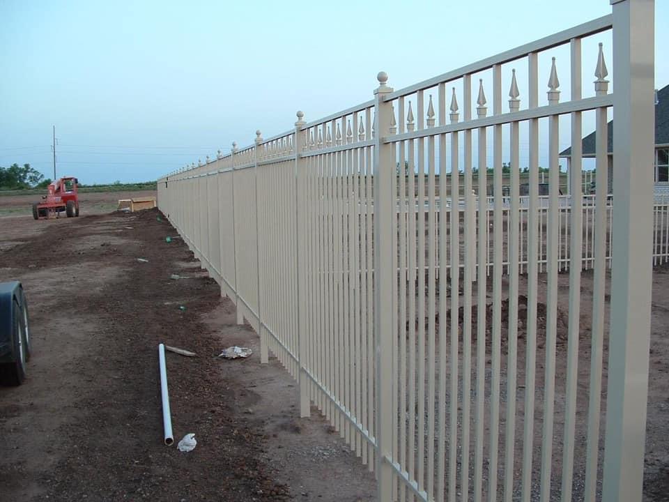 KB Fence and Construction LLC Image