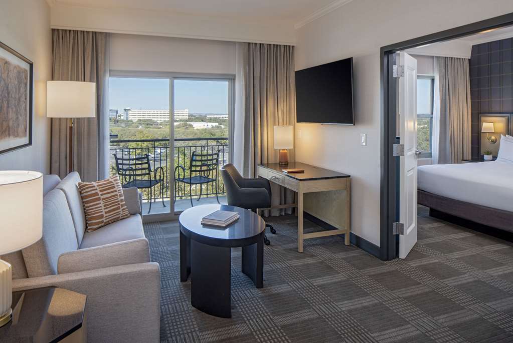 Hilton San Antonio Hill Country Image