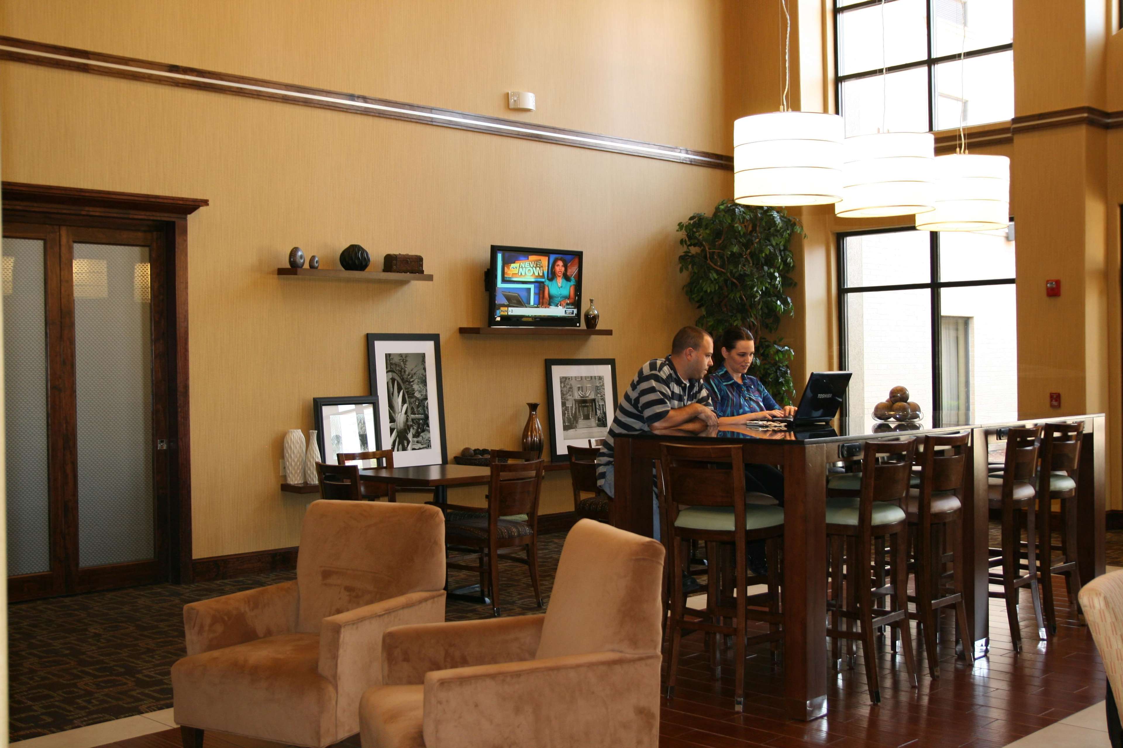 Hampton Inn & Suites Houston-Cypress Station Photo