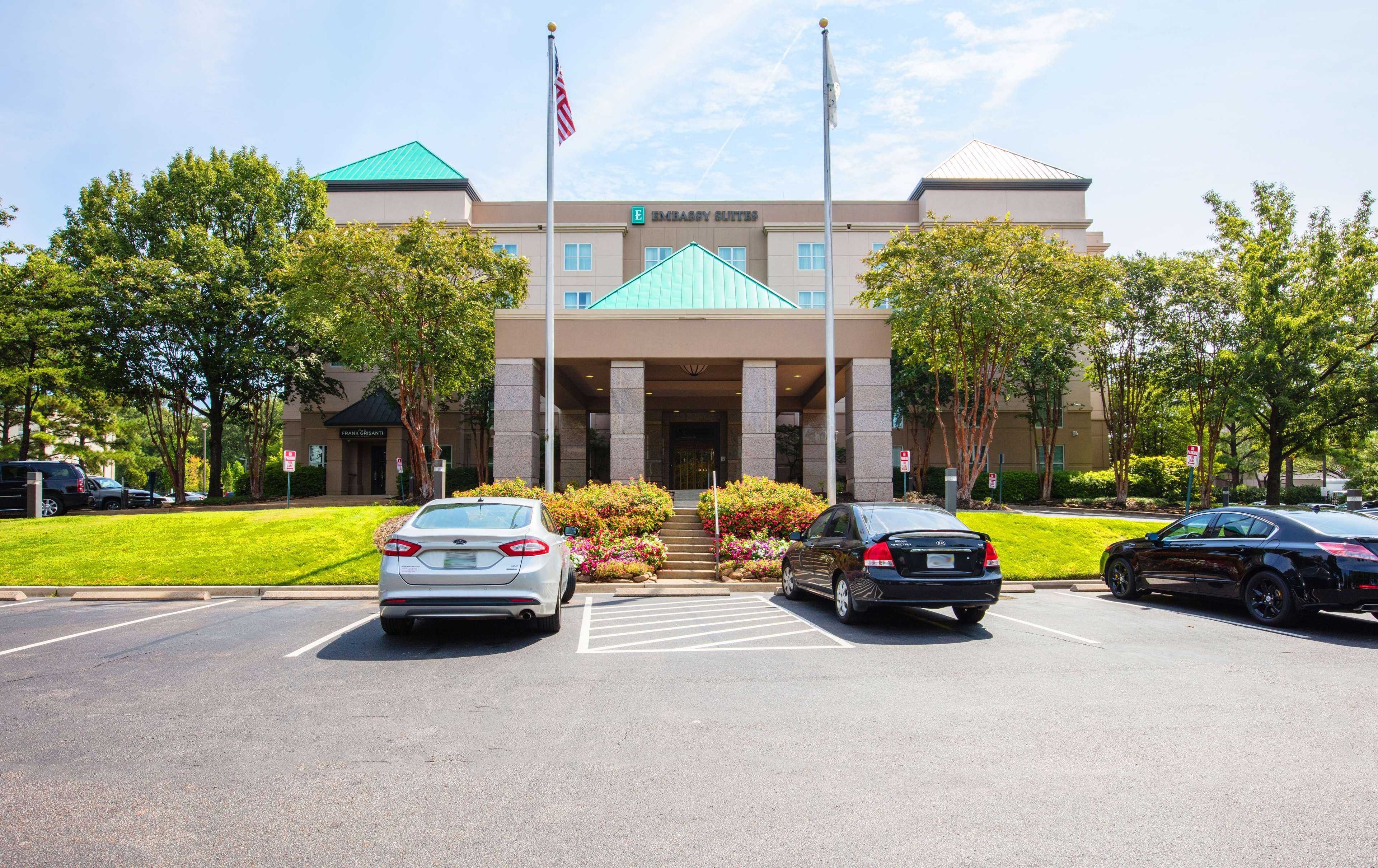 Embassy Suites by Hilton Memphis 1022 South Shady Grove Road, Memphis