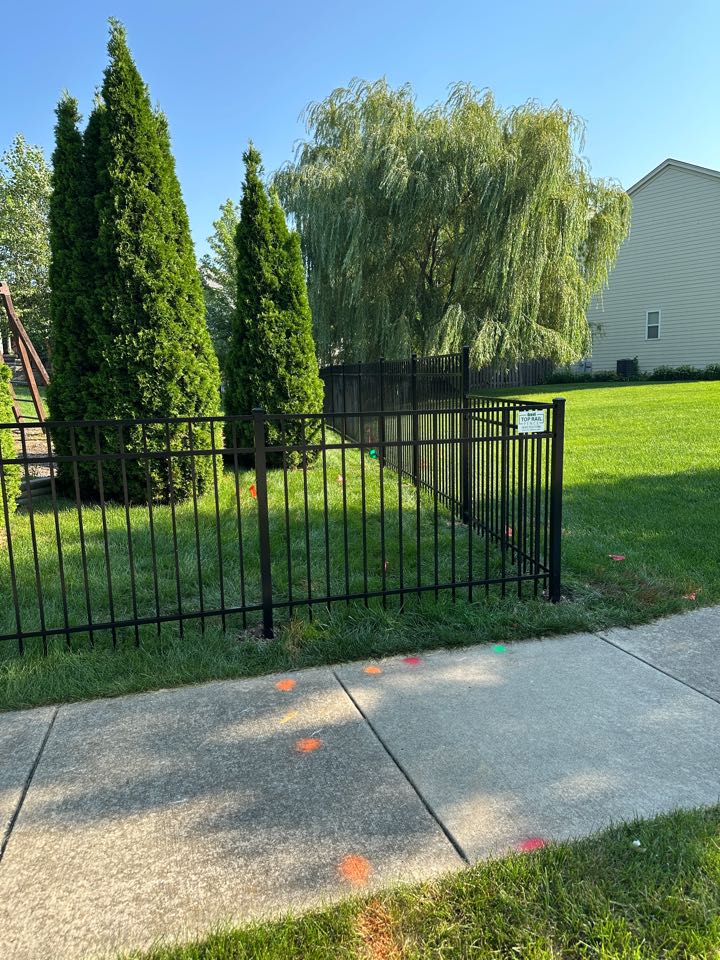 Top Rail Fence Naperville Image