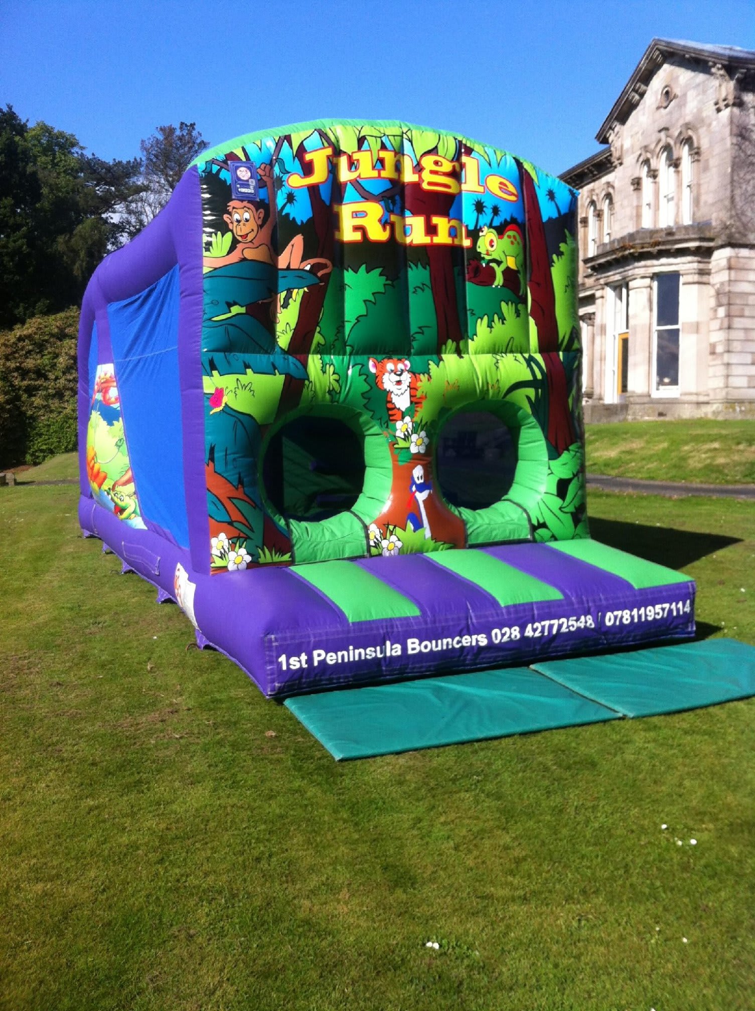 bouncers bouncy castle hire