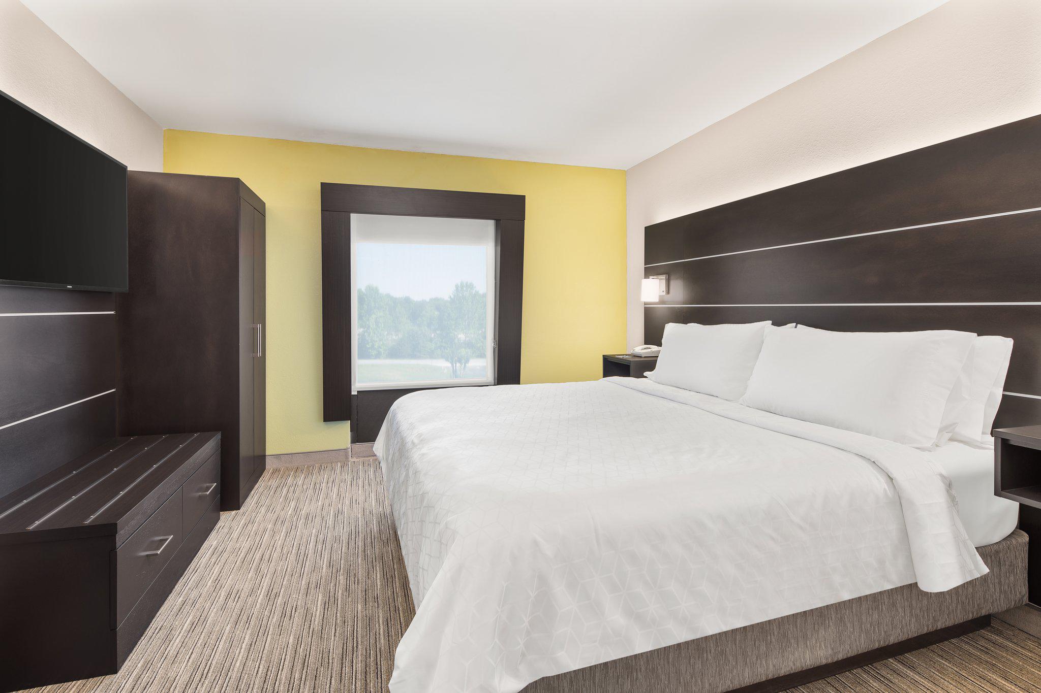 Holiday Inn Express & Suites Greenville-Spartanburg (Duncan) Photo