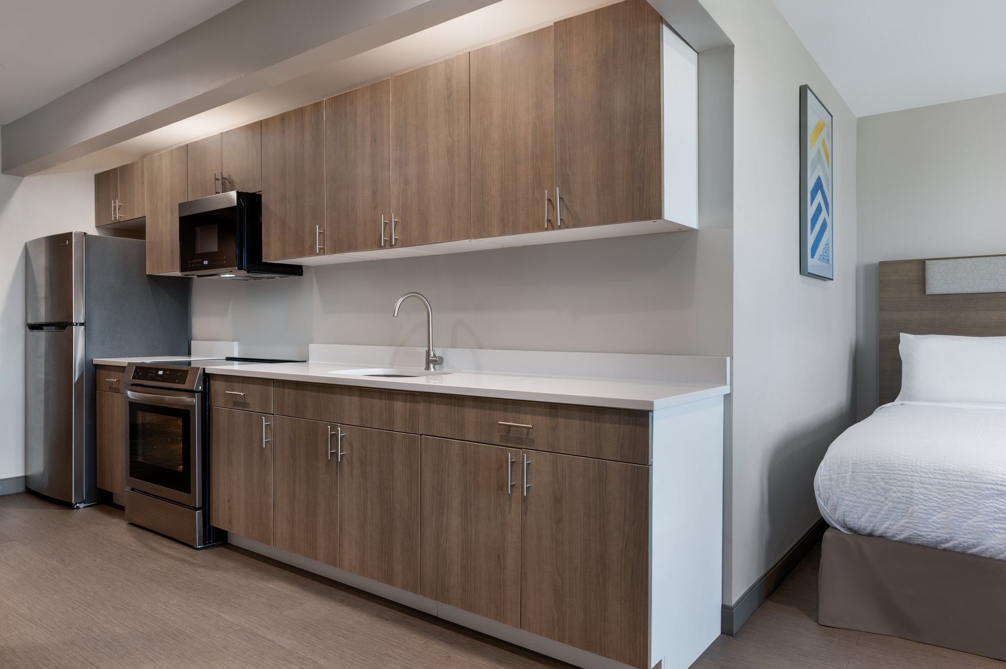 Holiday Inn Express & Suites Bronx - Zoo Area by IHG Image