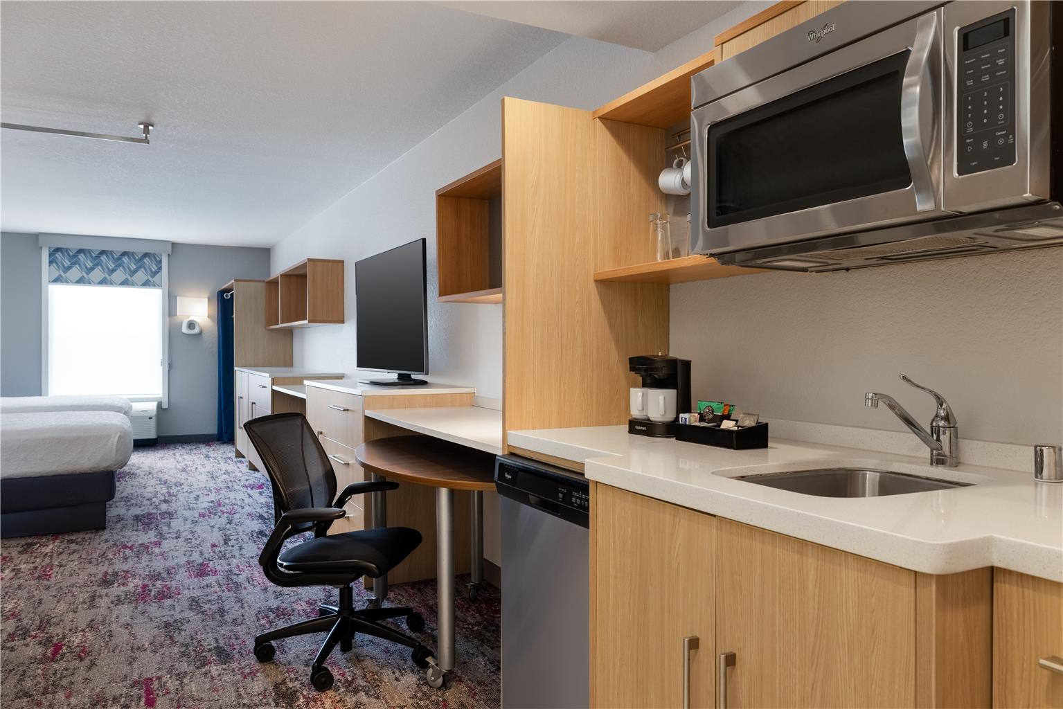 Home2 Suites by Hilton Milwaukee Brookfield Image